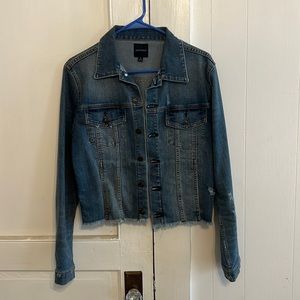 Size medium distressed jean jacket.